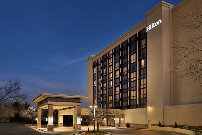 Hilton Fort Collins Steps Up In-Room Entertainment with LG Hospitality TVs