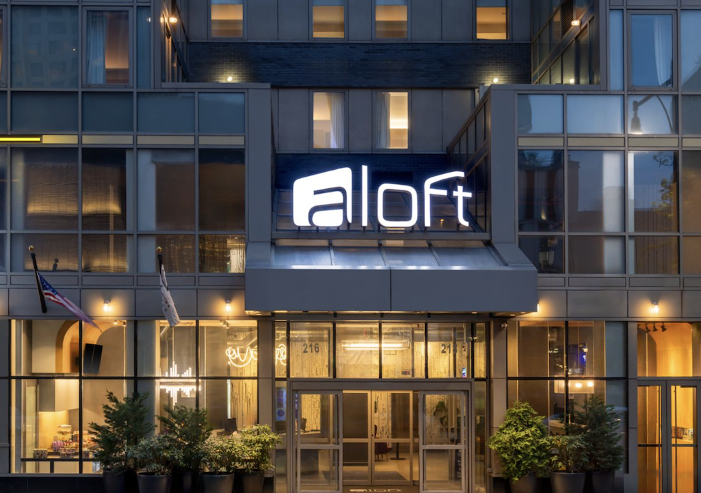 Modernizing Guest Entertainment with Samsung U701F Hospitality Displays