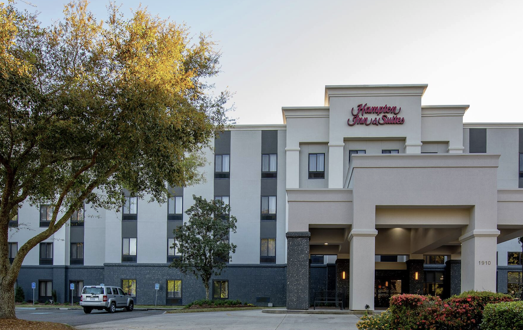 Hampton Inn Lafayette Enhances Guest Comfort with a Full Suite of Hospitality Solutions