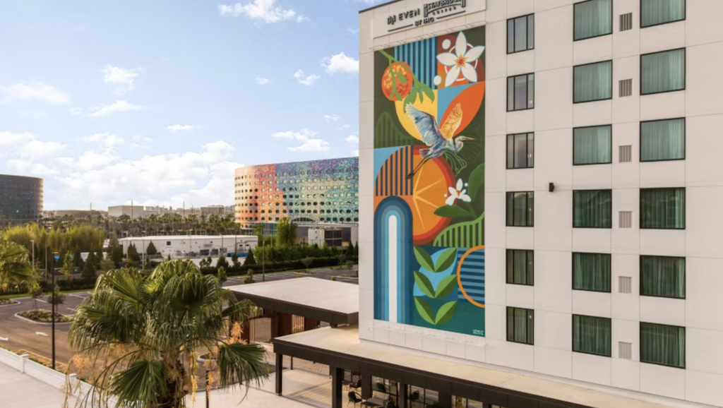 EVEN Hotel Orlando Sets High Guest Entertainment Standard with Samsung Hospitality TVs
