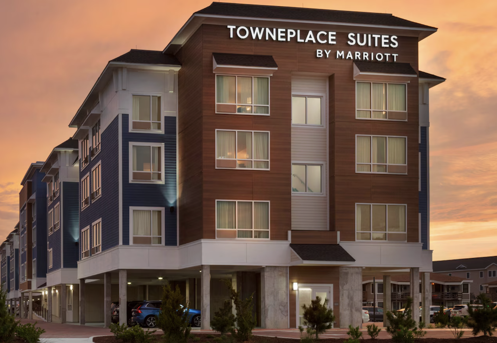 TownePlace Suites Roanoke Acquires GE Zoneline HVAC Solutions for Guest Comfort
