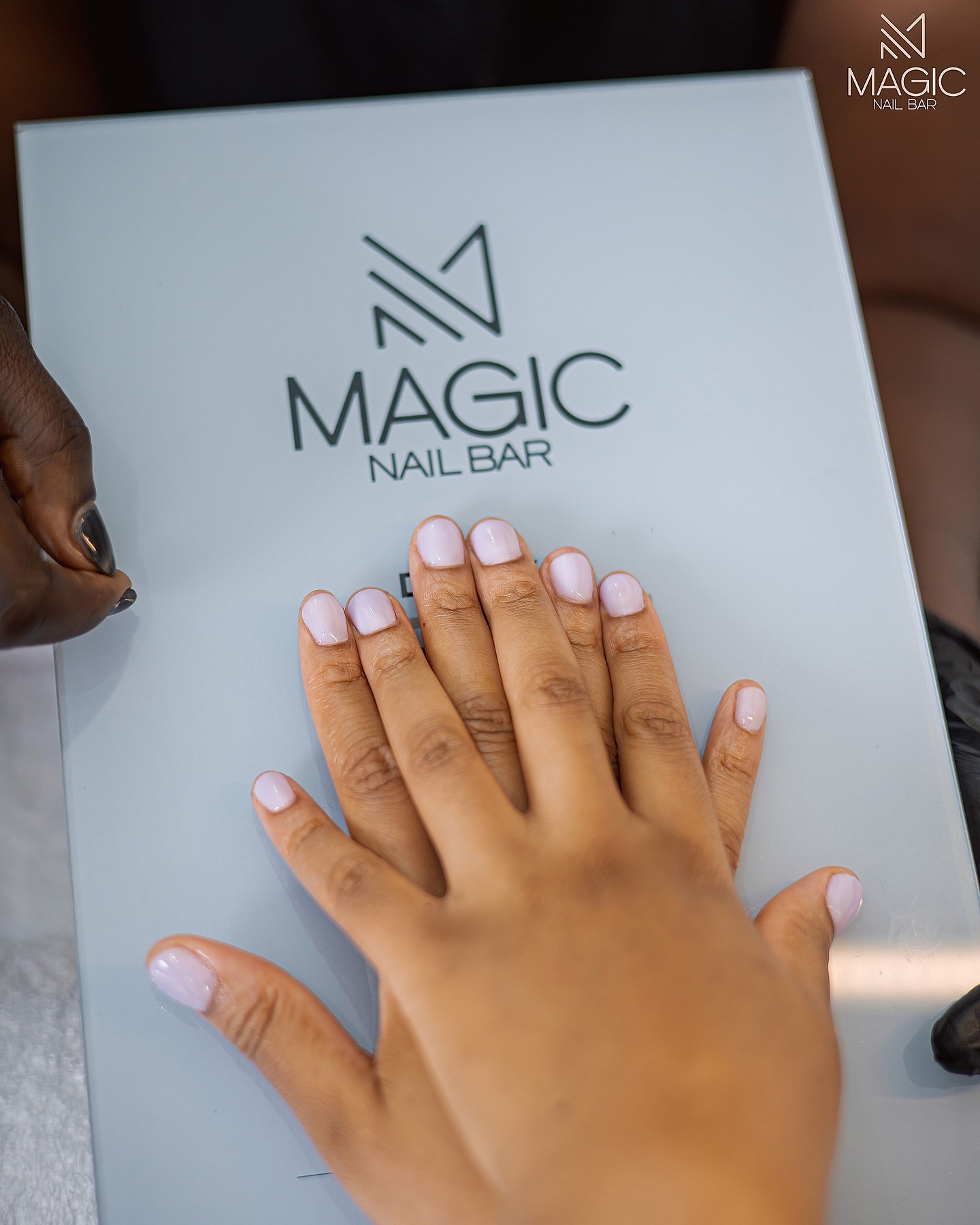 Magic Nail Bar