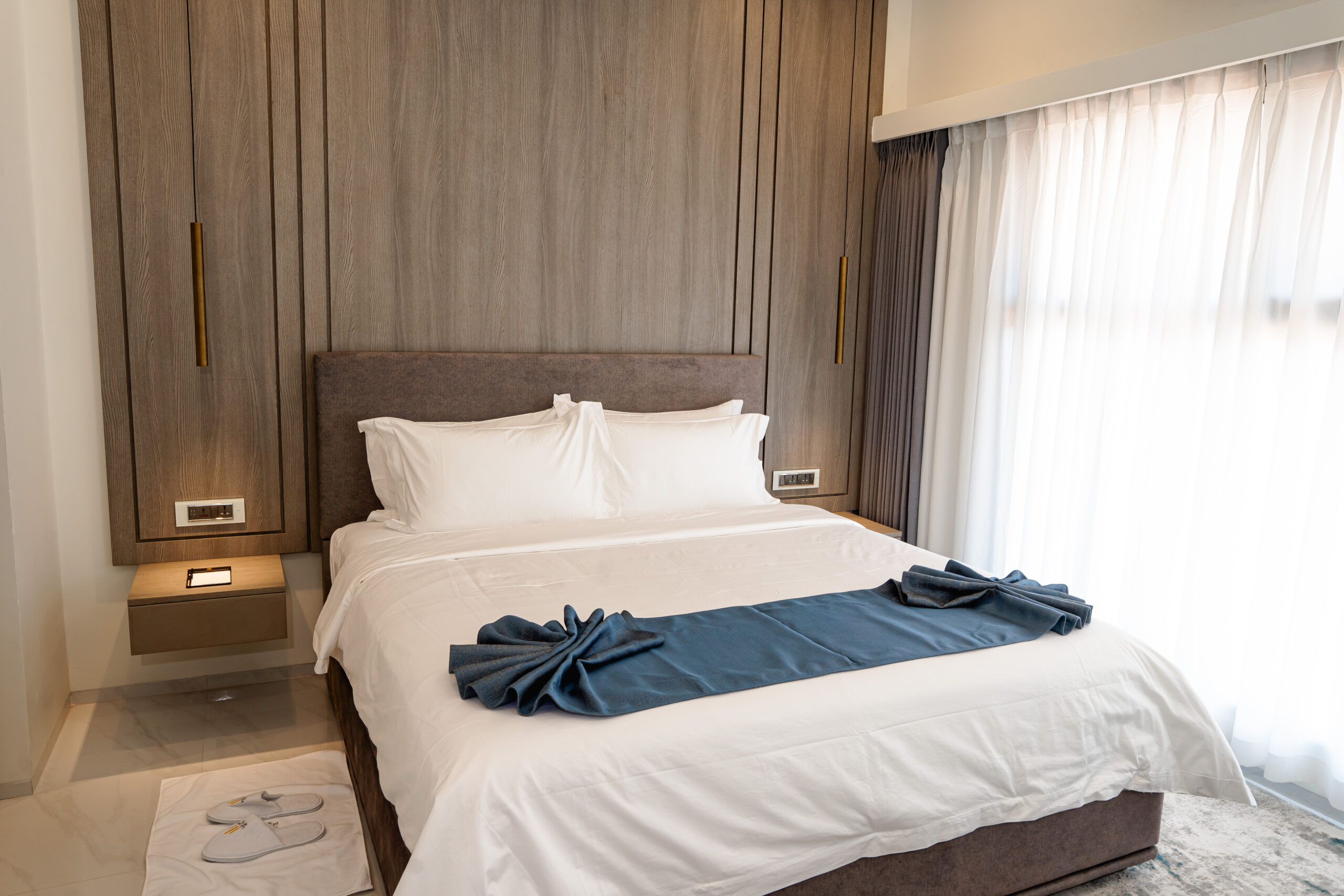 Lux Inn Hotel