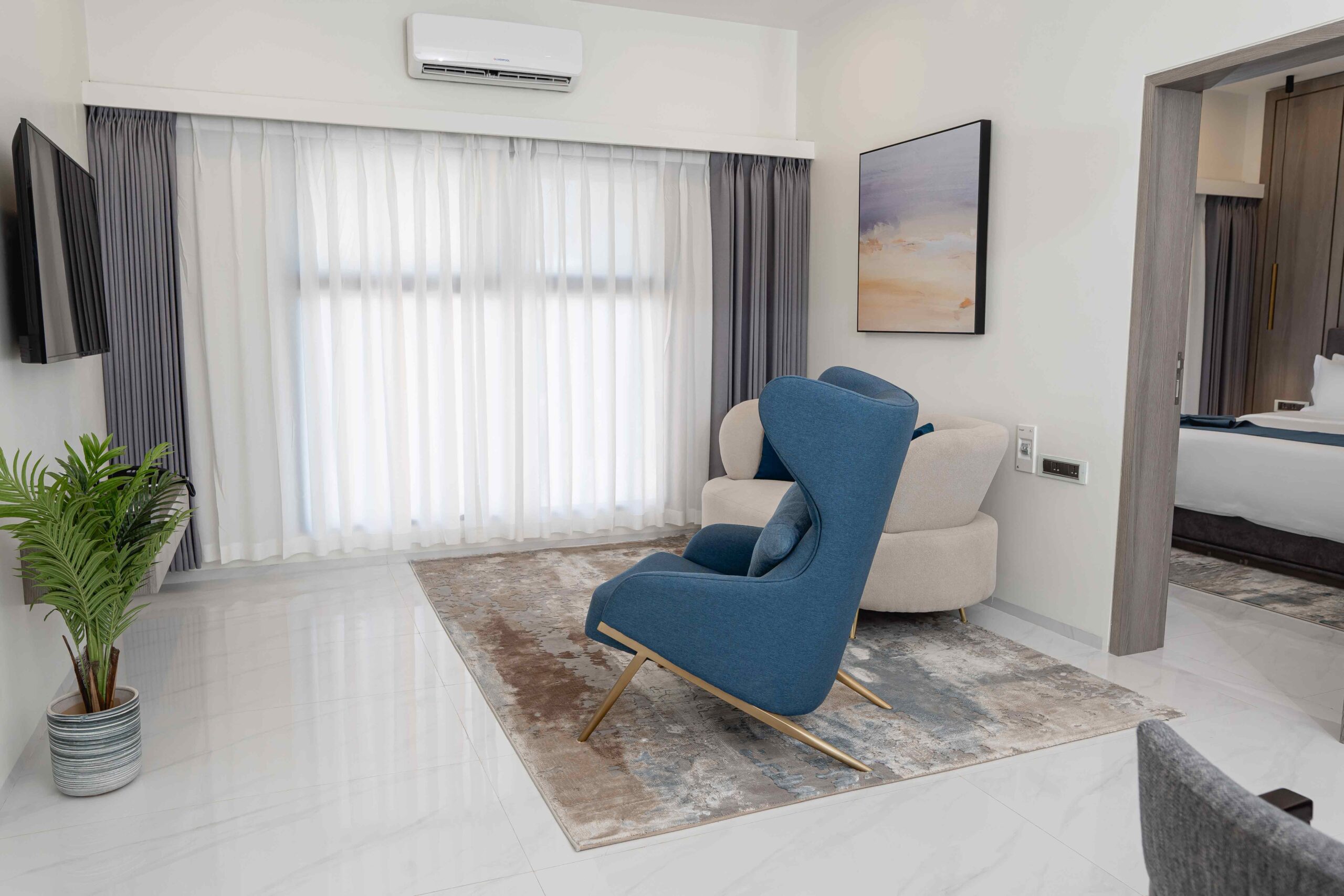 Lux Inn Hotel