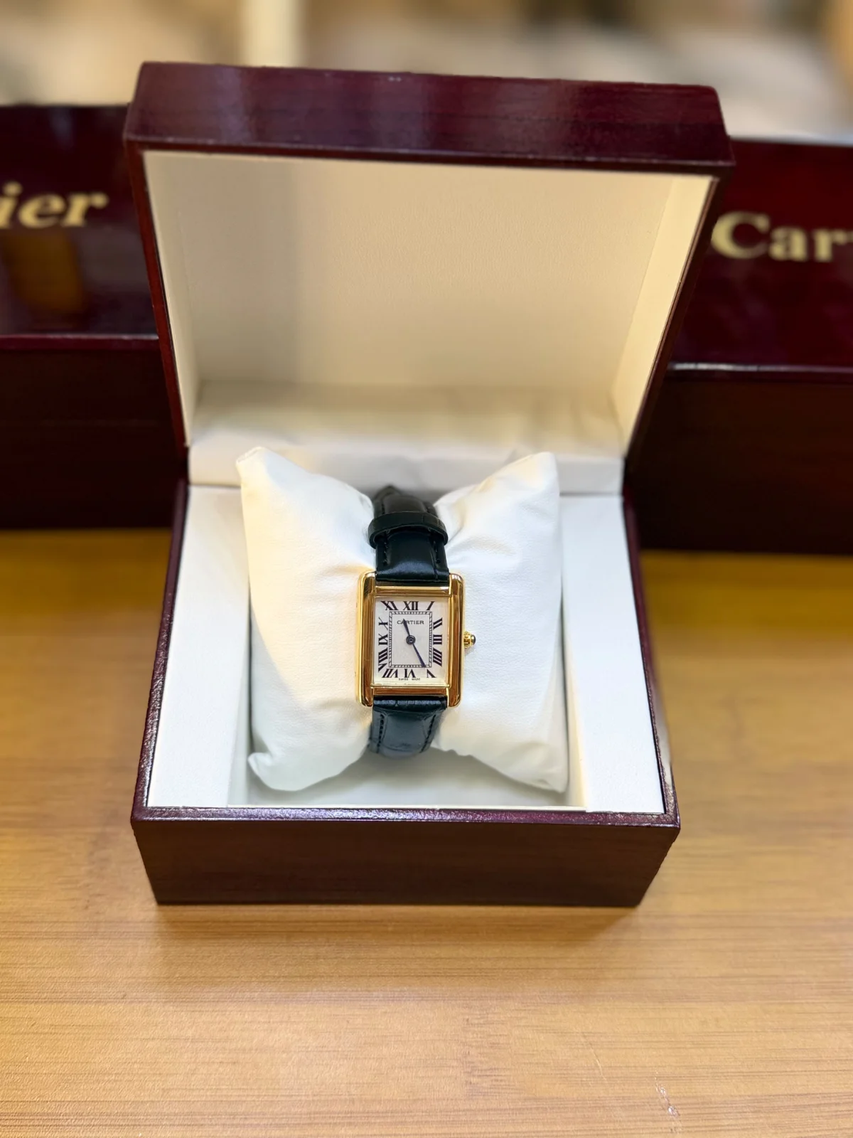 Cartier tank Louis cartier vue 6