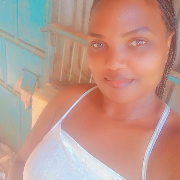 Lilian Mwendq