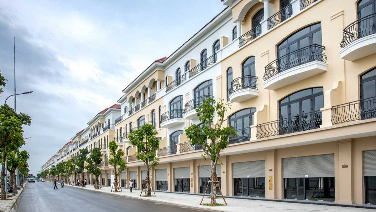 Hà Nội: Giá thanh khoản biệt thự, liền kề lao dốc, giảm tới 20% so với đỉnh