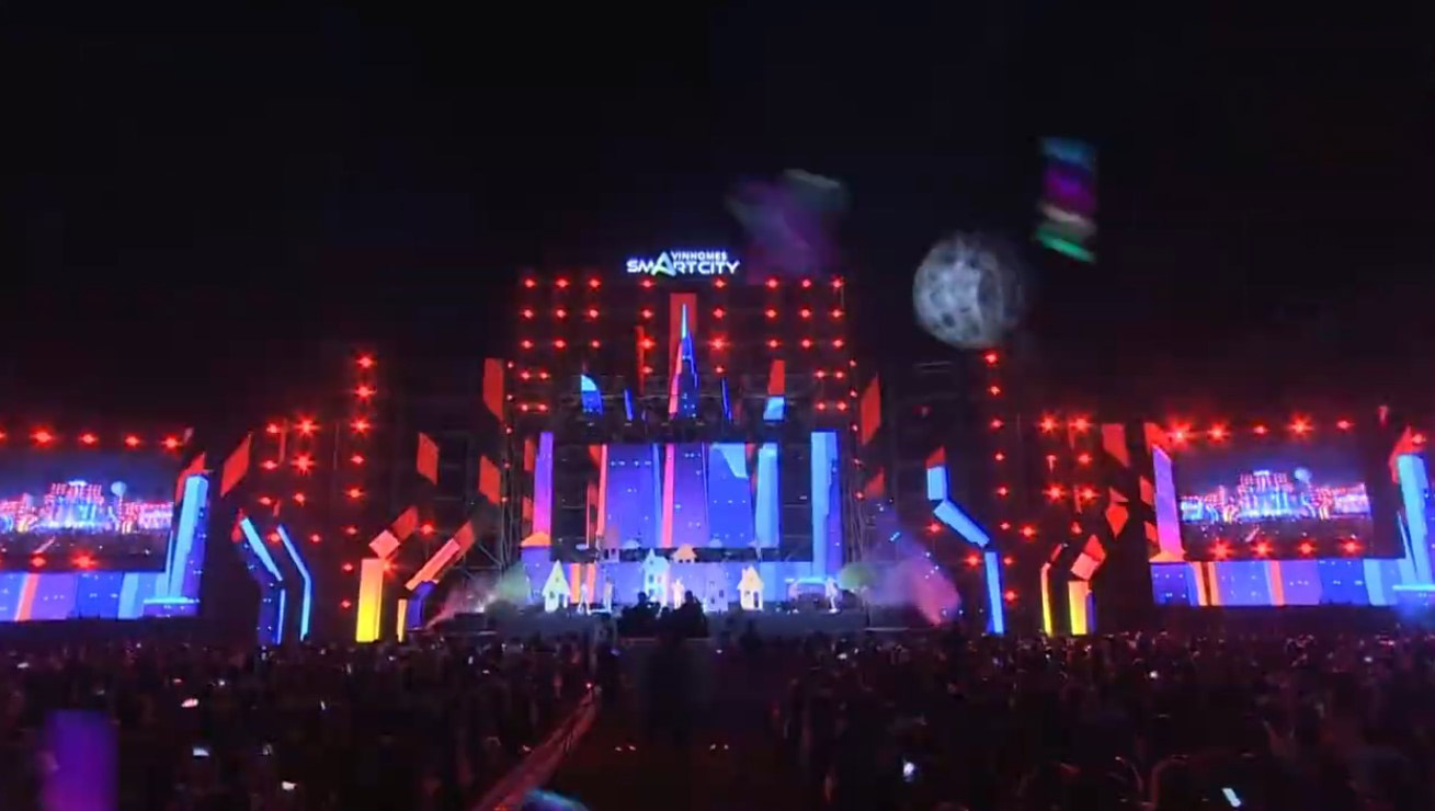 Vũ hội ánh sáng Vinhomes Smart City đại nhạc hội đỉnh cao với dàn Sao Việt