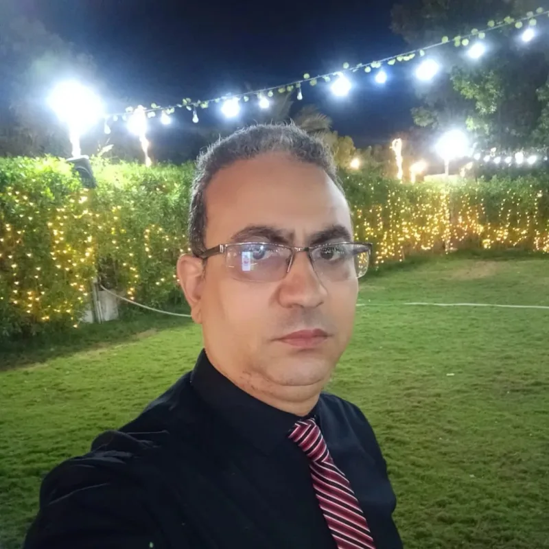 حامد عيسى