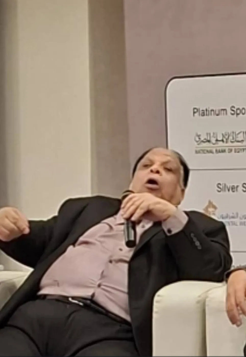 عصمت نصار — معرض القاهرة الدولي للكتاب 2026: ندوة «زكريا إبراهيم.. رحلة العقل والإنسان» (صورة 5)