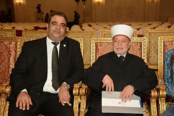 صورة 10 - حمدي قنديل