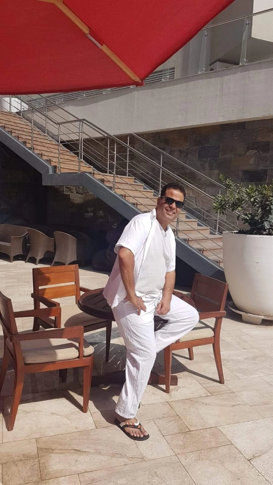 صورة 108 - حمدي قنديل
