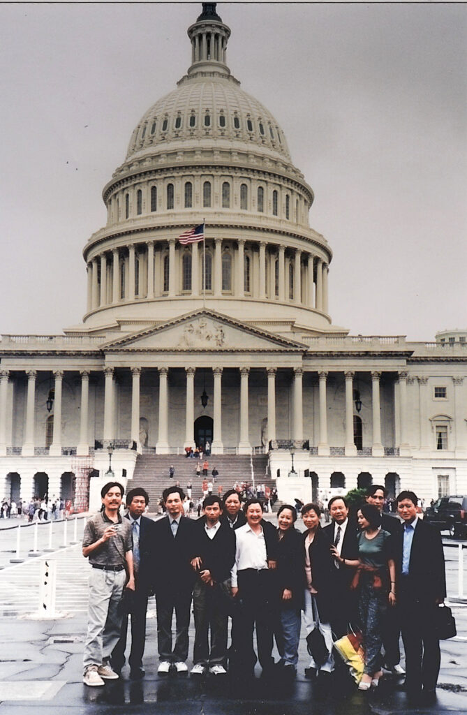 Lớp IEDP 2001 tại US Capitol