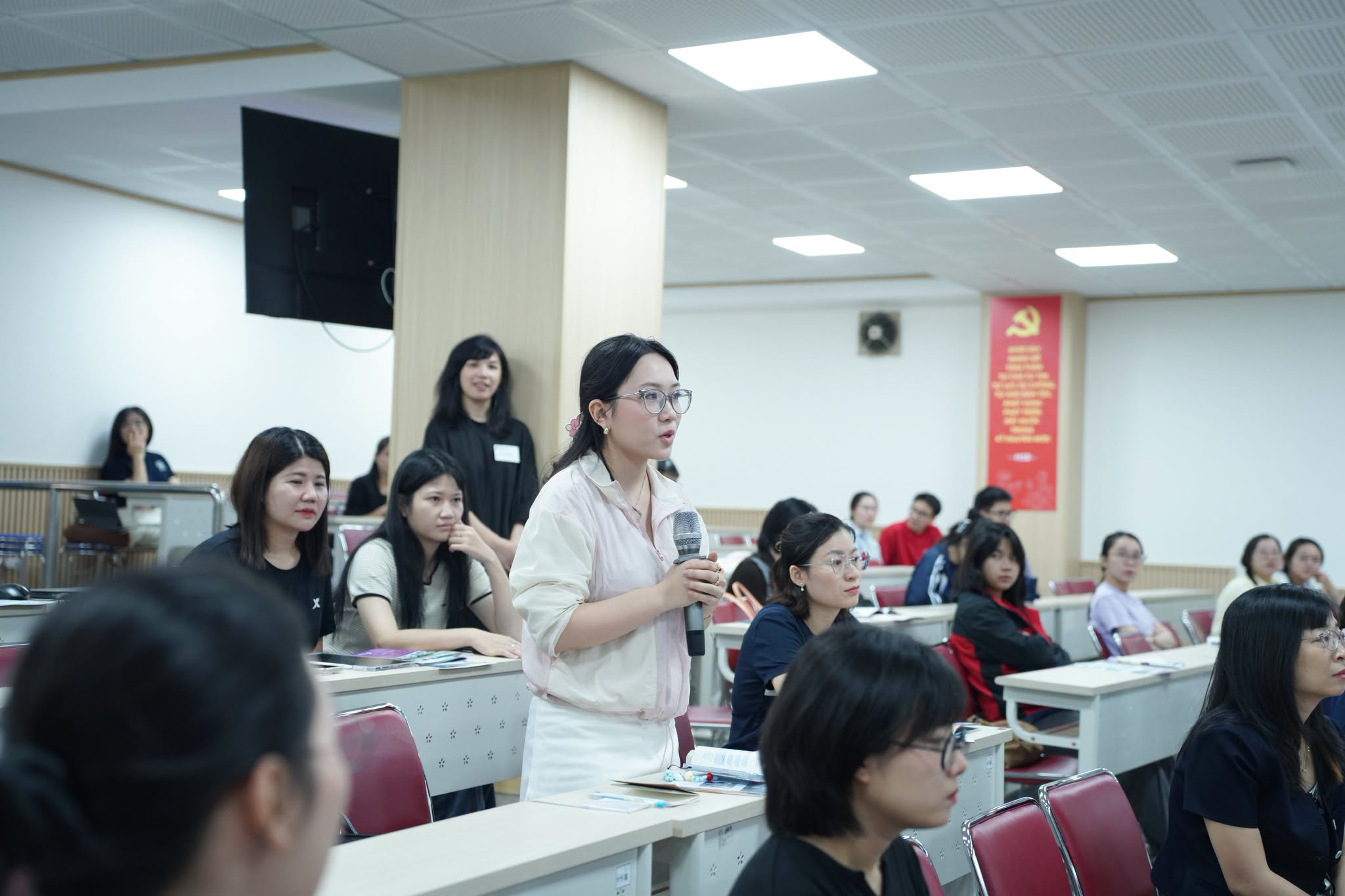 Academic engagement and international cooperation between HSB and CUHK