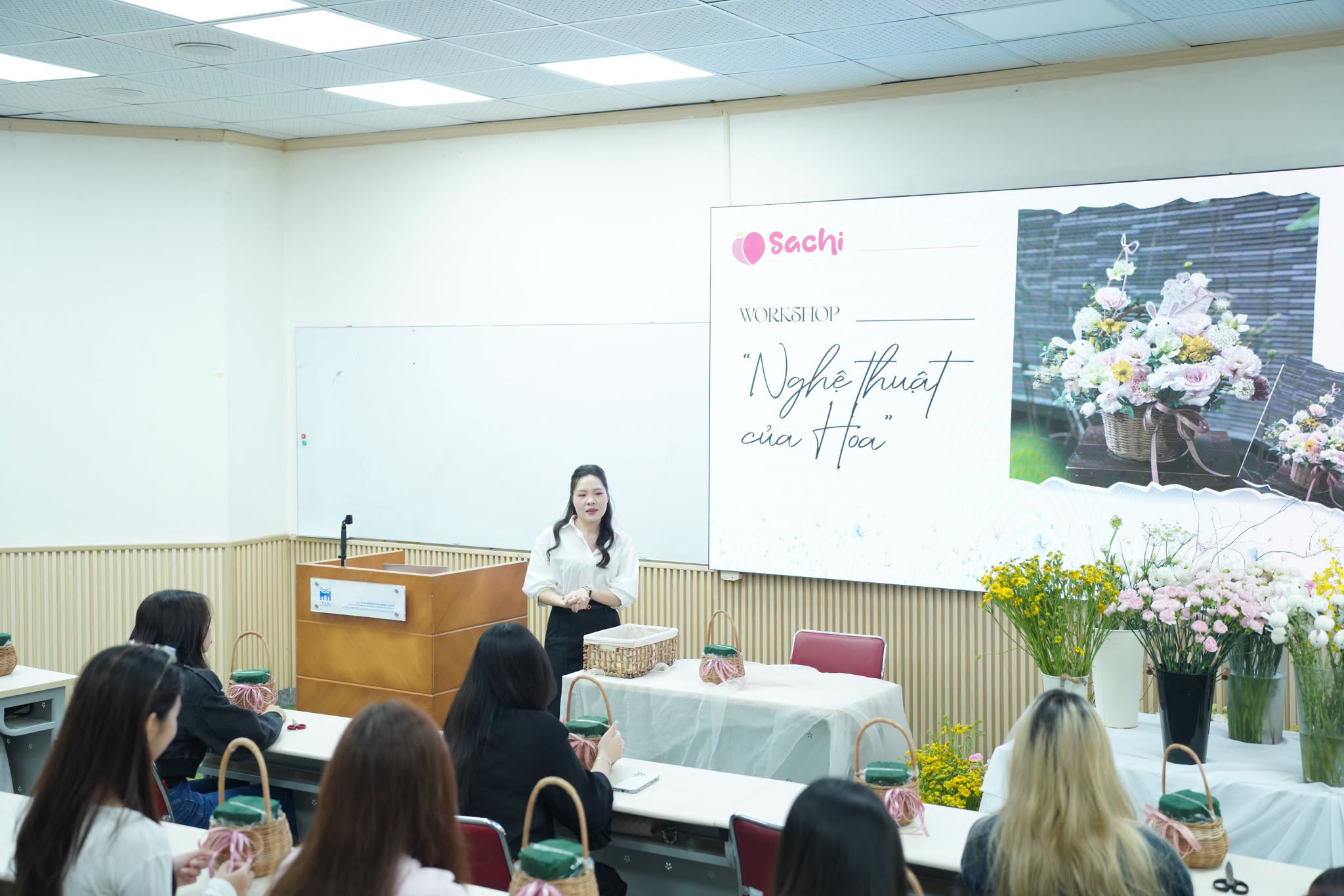 The Art of Flowers workshop at HSB