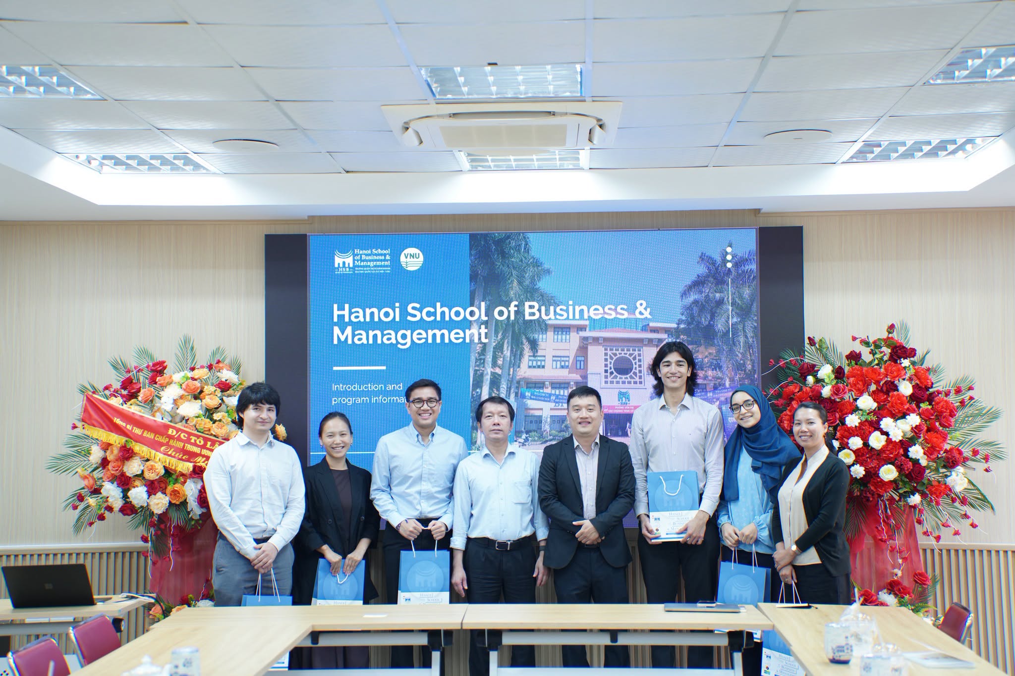 Princeton University MPA students' visit to HSB