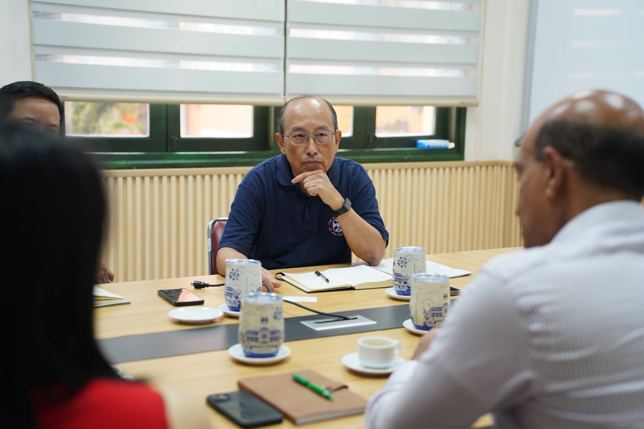 Academic meeting between HSB and experts from La Trobe Business School