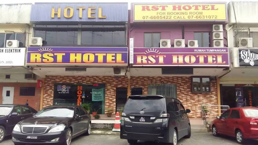 Sri Kulai Baru adjoining shops Johor property for sale or rent