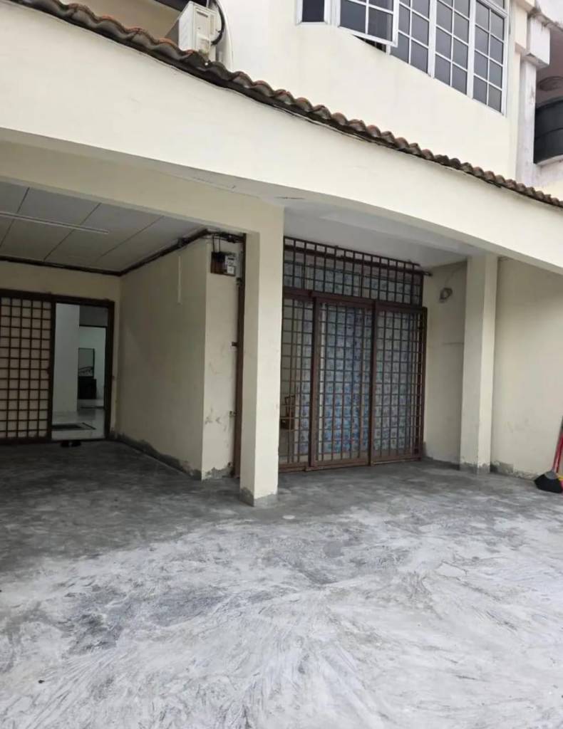 Taman Desa Skudai Johor property for sale or rent