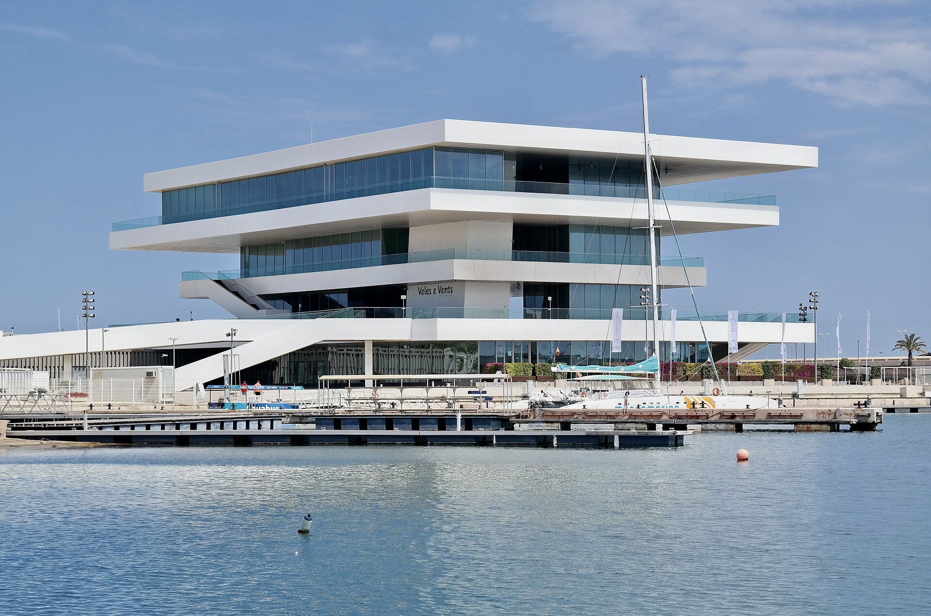 Valencia Boat Show: barcos en la Marina y una zona gratis con food trucks y DJ