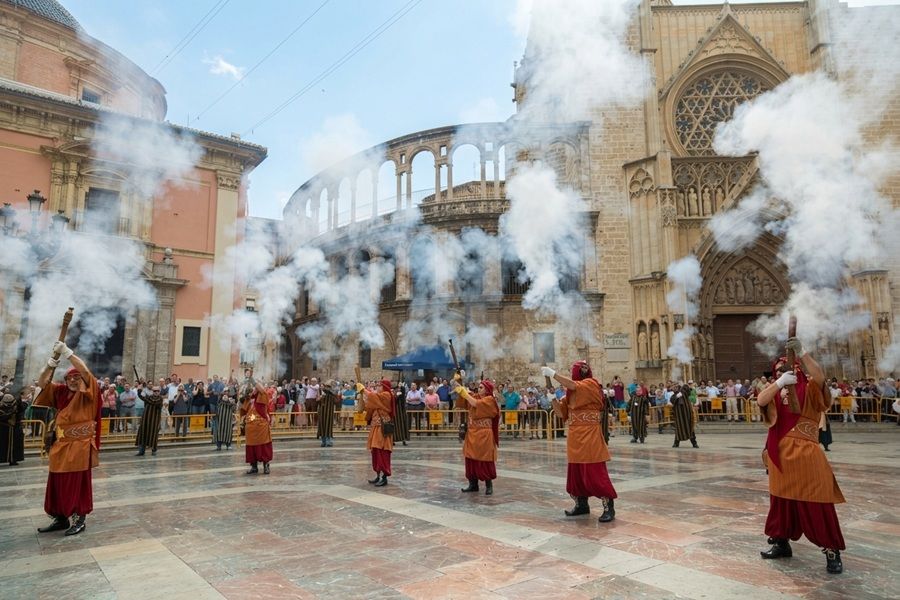 El mercado medieval del 9 d'Octubre, en el Turia