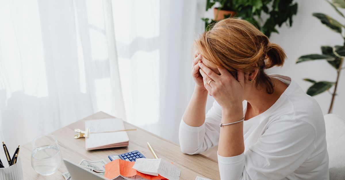 How to Pay Off Debt Faster in South Africa: 6 Moves