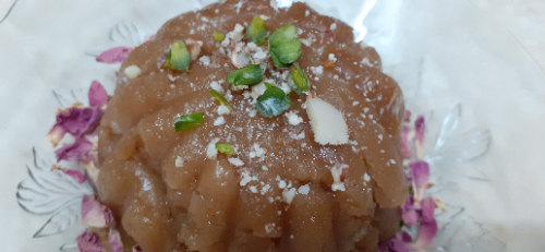 Aate ka halwa (wheat flour dessert)