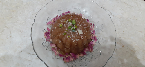 Aate ka halwa (wheat flour dessert)