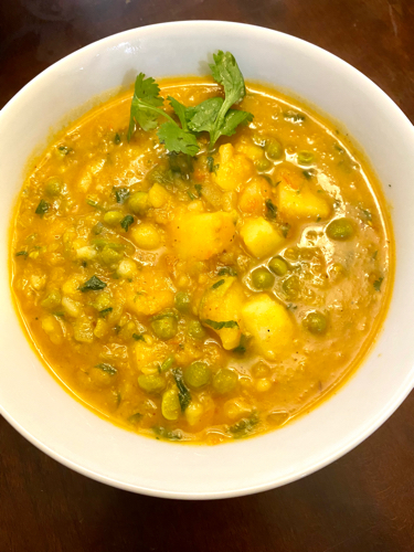 Aloo Matar (Potato and Peas) | Instant Pot