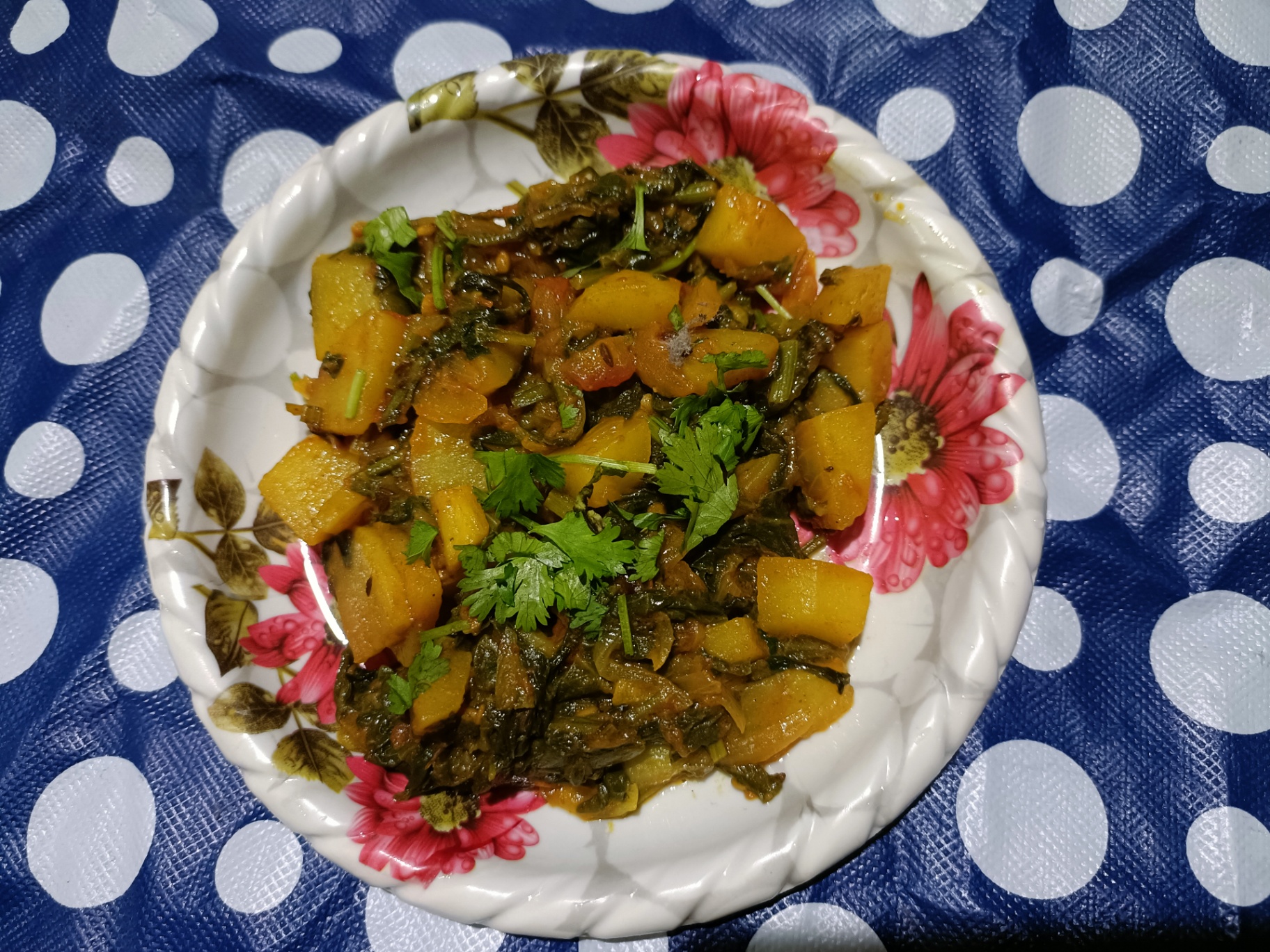 Aloo Palak (Potato and spinach)