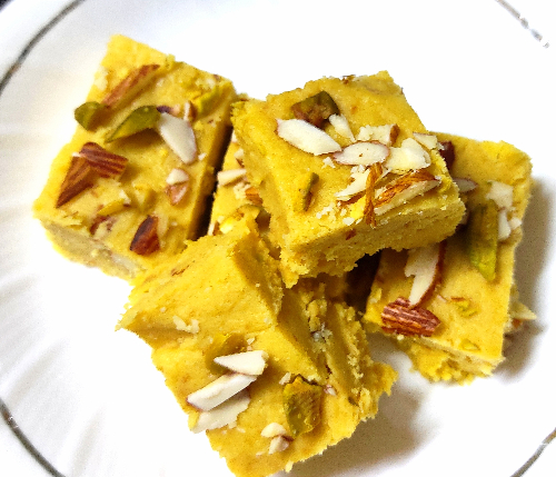 Besan Barfi/Indian gram flour sweets