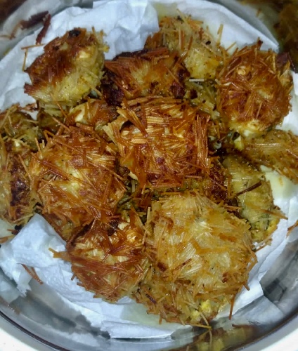 Bird’s nest malabar snack/killikkoodu