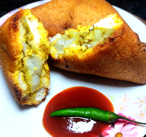 Bread pakora/Bread and potato fritters