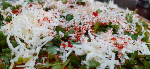 Cheesy dhaniya parantha ( cheesy  coriander leaf flat bread)