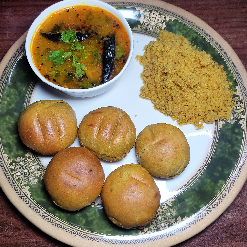 Dal Baati Churma/Rajasthani platter