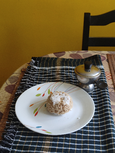 Gothambu  Puttu (puttu with wheat flour) 