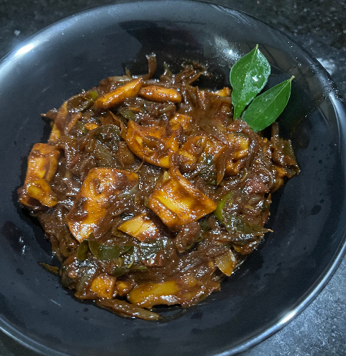 Koonthal varattiyadh/squid roast