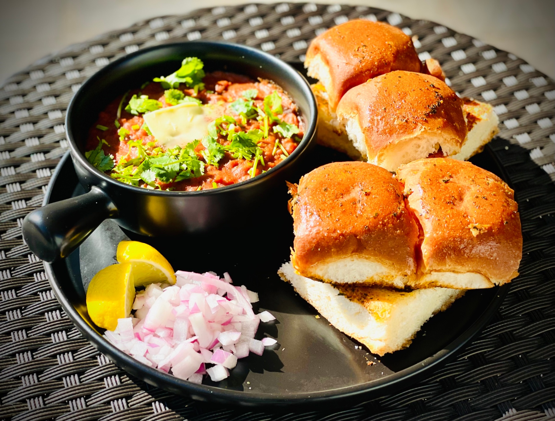 Pav Bhaji (Mumbai street style)