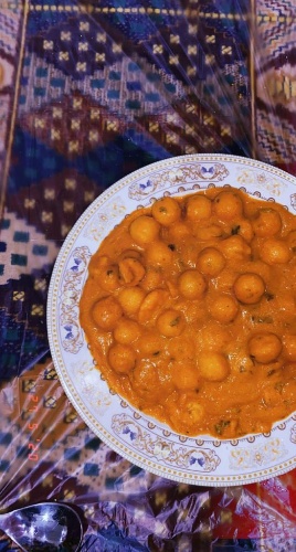 Mutkale ( Rice balls in a curry)