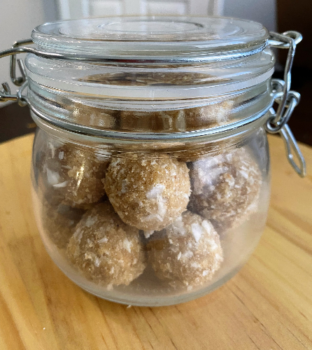 Rava Ladoo with jaggery