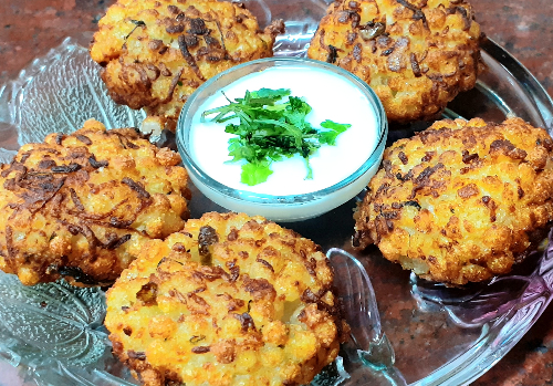 Sabudaana  vada (tapioca pearls  or sago vada)