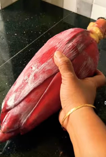 Vaazhappoo thoran/Banana flower stir fry