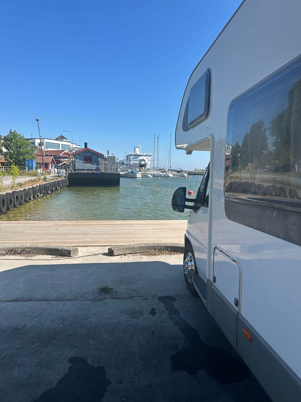 Bild på Fiskehamnen i Grisslehamn