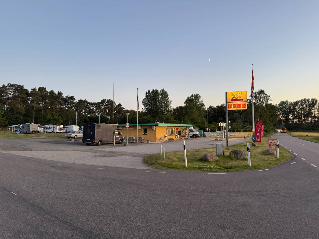 Bild på Solans Mack & Ställplats