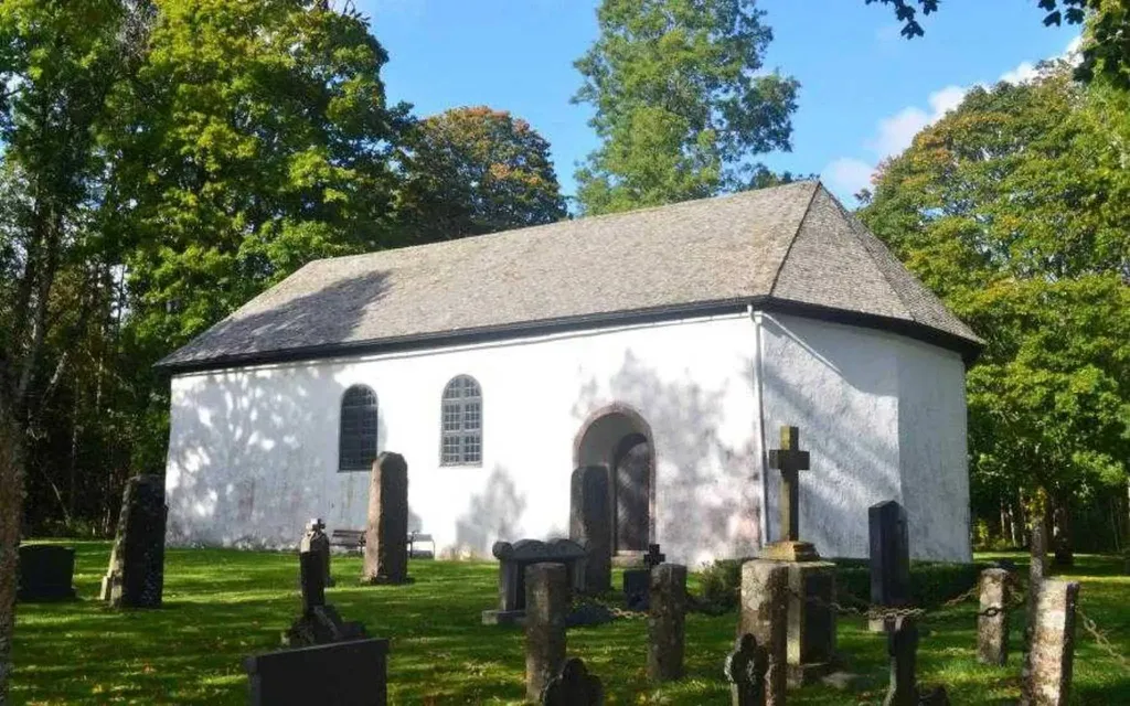 Bild på Sundals-Ryrs Gamla Kyrka