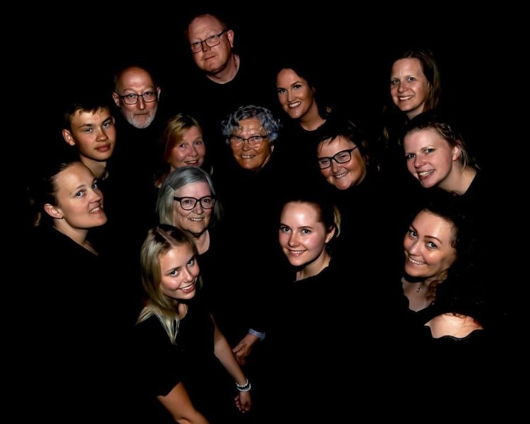 Foto av teaterlaget