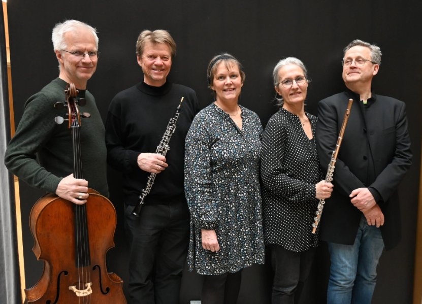 Image of cello, oboe, flute and musicians