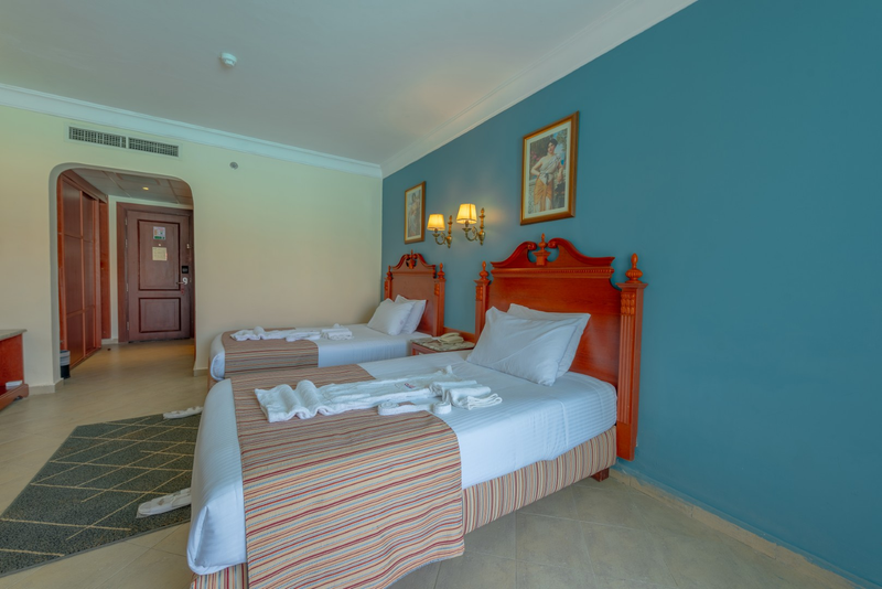 Standard - Twin beds