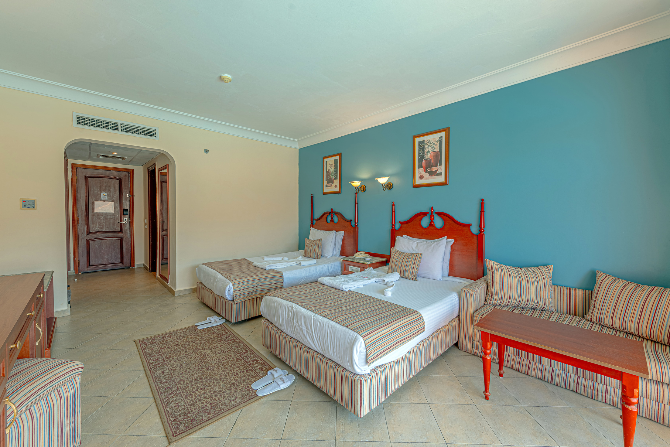 Standard - Twin beds