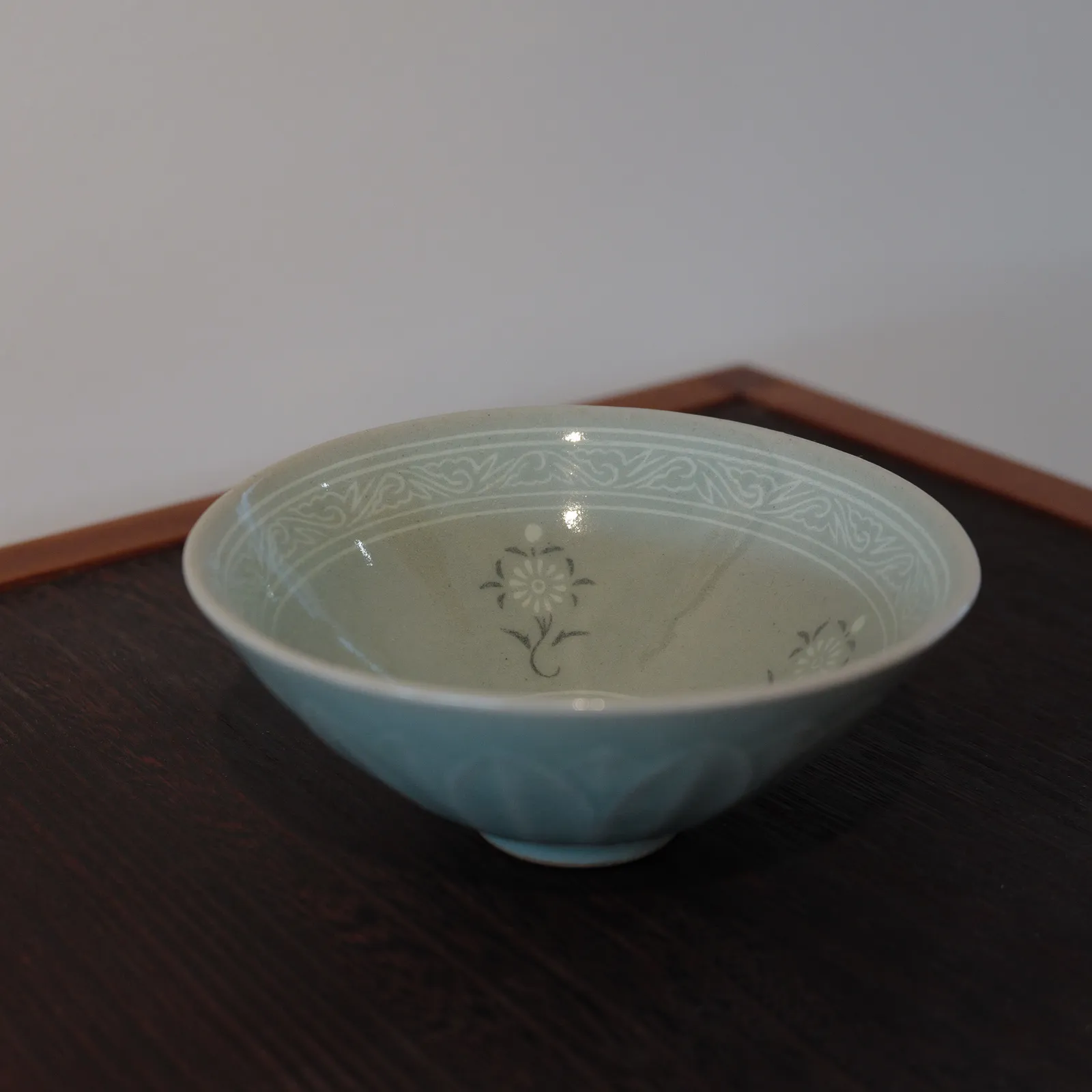 청자 상감 국화무늬 완